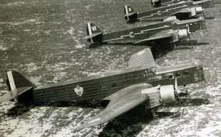 Vue historique — formation d'aéronefs