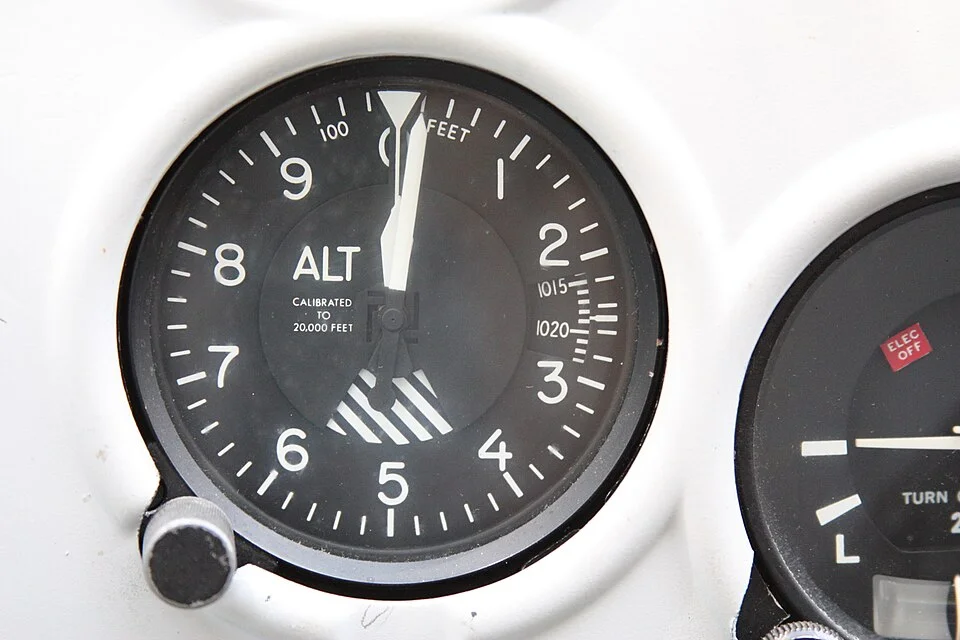 Altimètre réel — cadran d'un Cessna 172