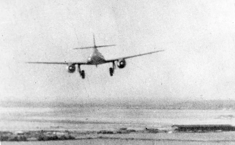 Messerschmitt Me 262 en vol, novembre 1944